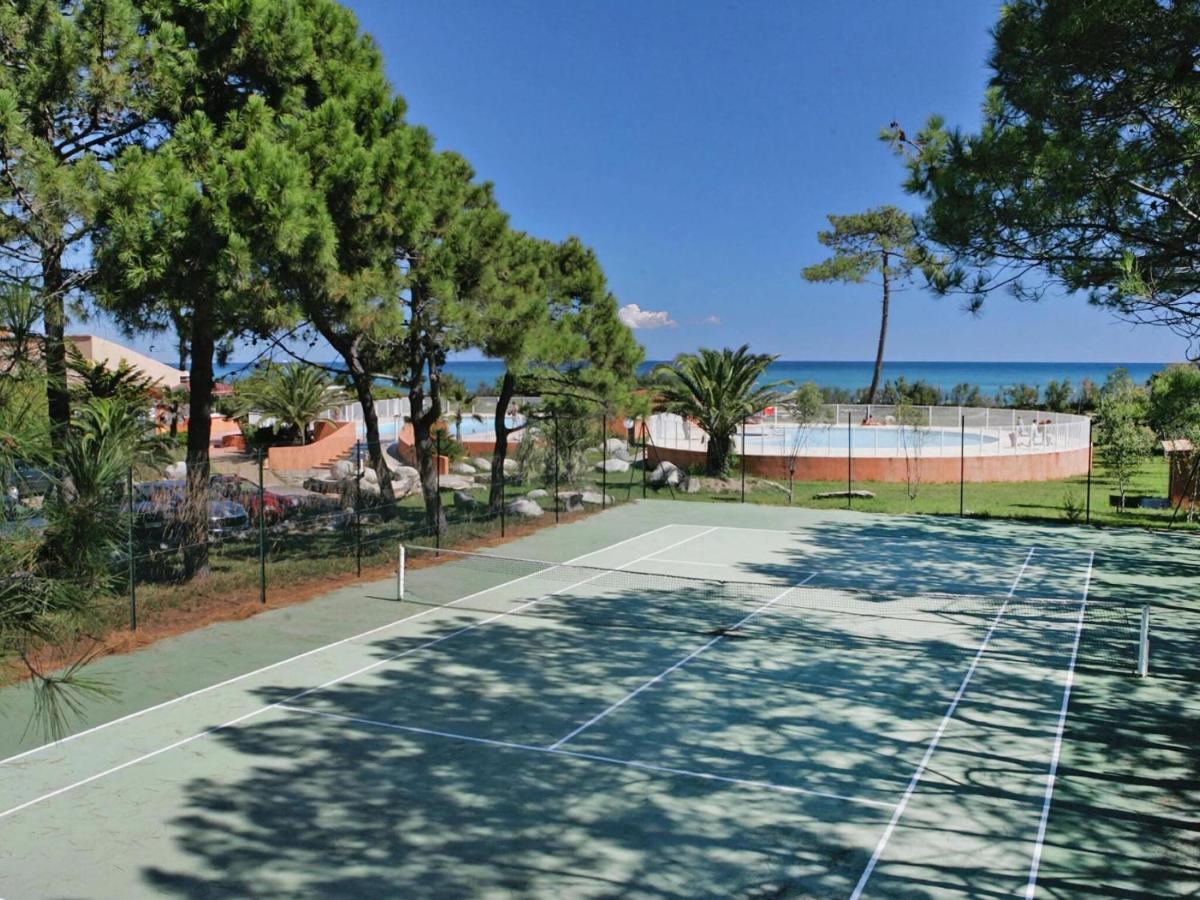 Apartment Near The Sea, Borgo-Plage 博尔戈 外观 照片